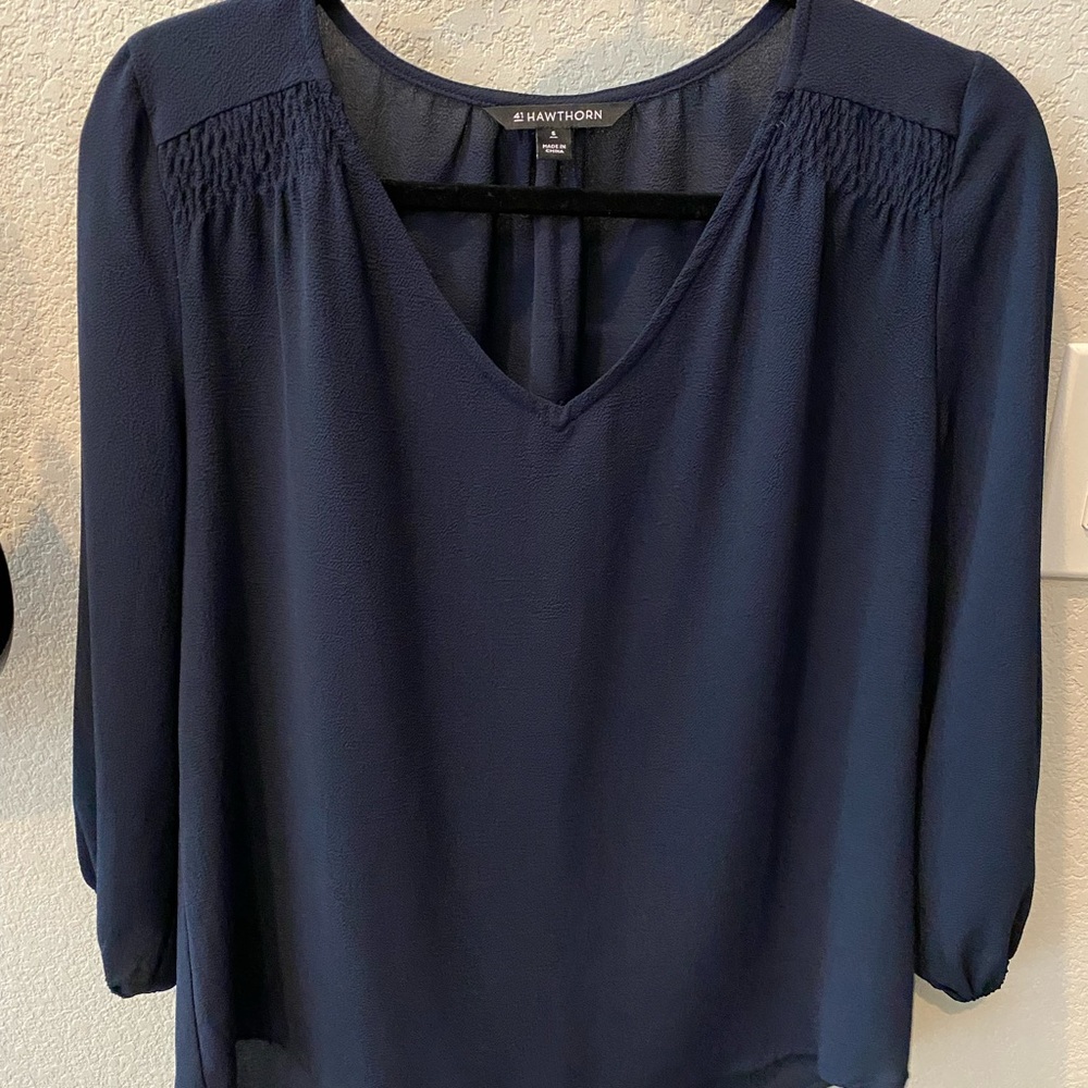 Navy blue 3/4 sleeve blouse